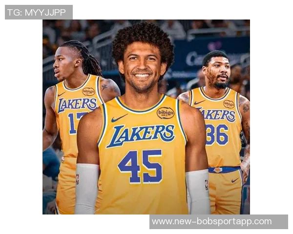 湖人首发阵容表现不佳建议斯玛特取代八村塁首发位置